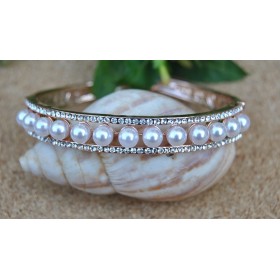 Pearly Diamond Bracelet